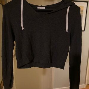 Colsie Charcoal Cropped Sweatshirt